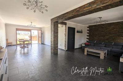 Maison - 181 m² - 6 pièces