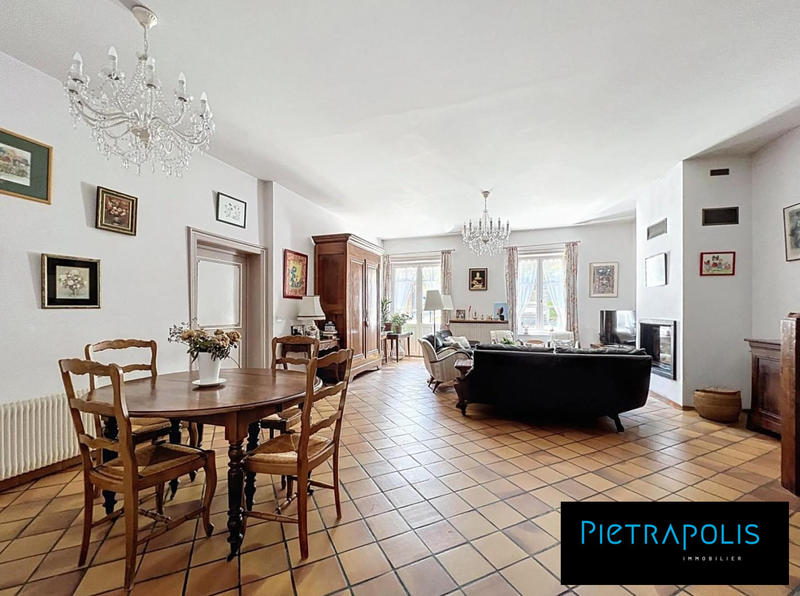 Maison ancienne - 200 m² - 8 pièces