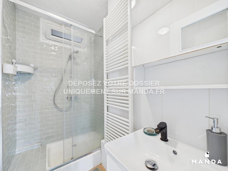 Chambre - 9 m² - 4 pièces