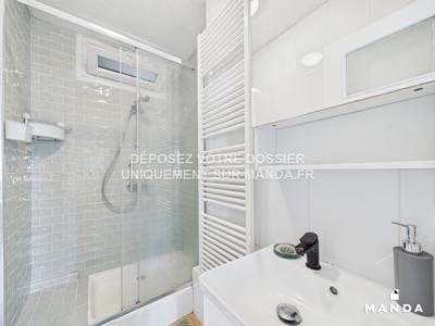 Chambre - 9 m² - 4 pièces