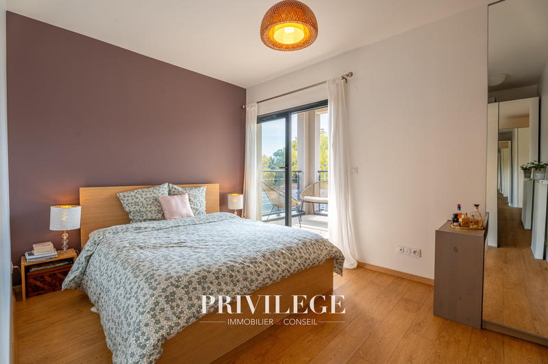 Maison - 199 m² - 6 pièces