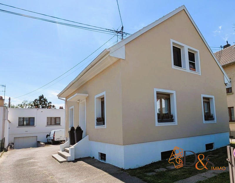 Maison - 200 m² - 10 pièces