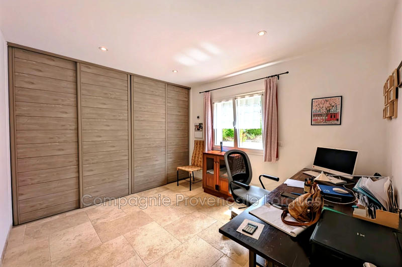 Maison - 190 m² - 6 pièces