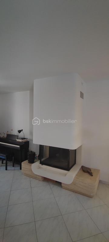 Maison - 188 m² - 5 pièces