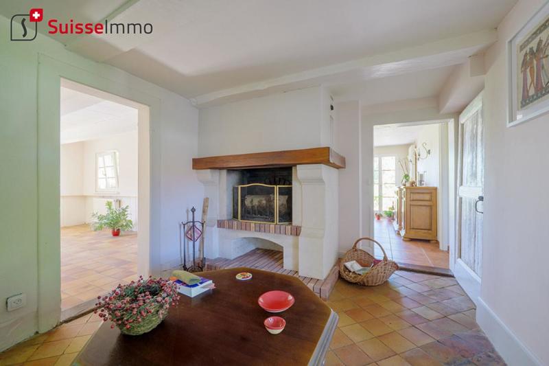 Demeure - 321 m² - 12 pièces