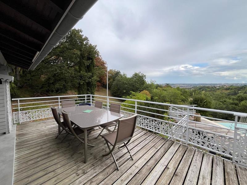 Maison d'architecte - 198 m² - 5 pièces