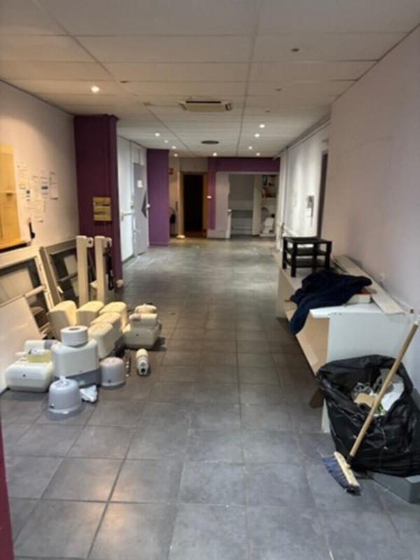 Local commercial - 760 m²