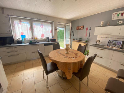 Maison - 146 m² - 5 pièces