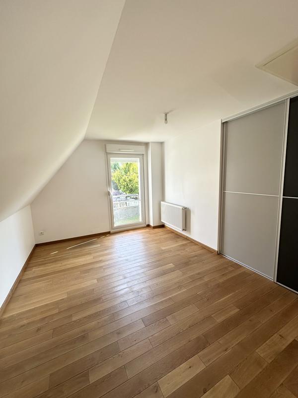 Maison contemporaine - 177 m² - 6 pièces