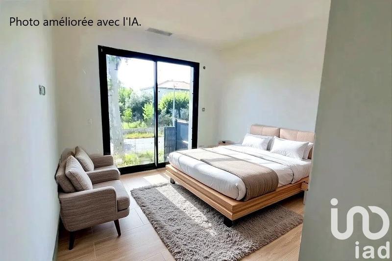 Maison - 94 m² - 5 pièces