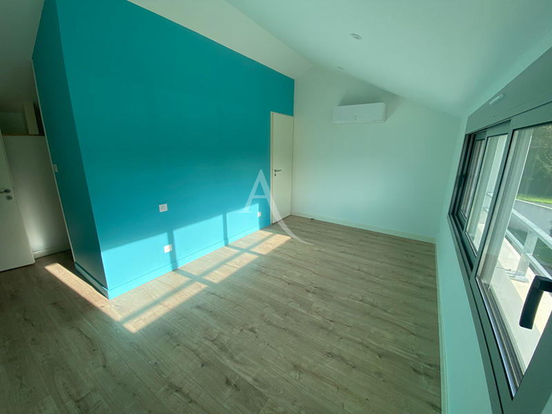 Maison - 176 m² - 6 pièces