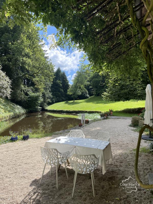 Moulin - 209 m² - 7 pièces