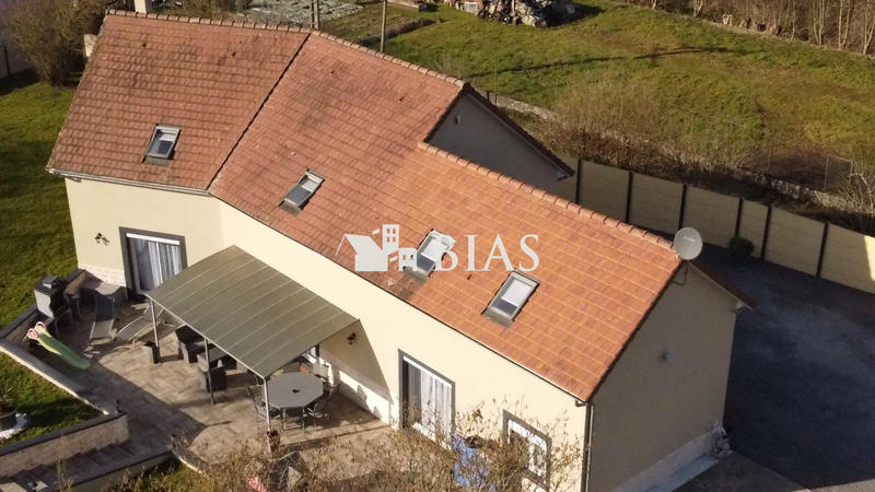 Maison contemporaine - 230 m² - 7 pièces