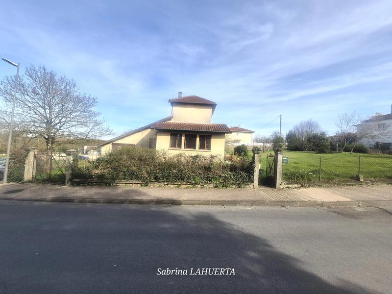 Maison - 88 m² - 5 pièces