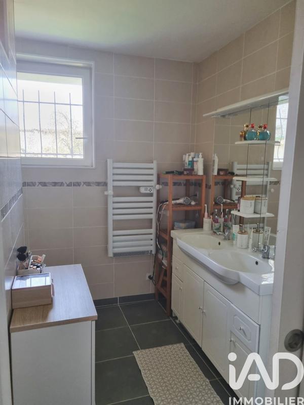 Maison - 180 m² - 8 pièces