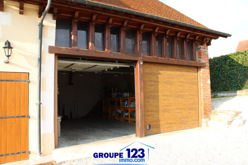 Maison - 207 m² - 5 pièces