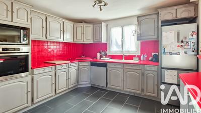 Maison - 97 m² - 5 pièces