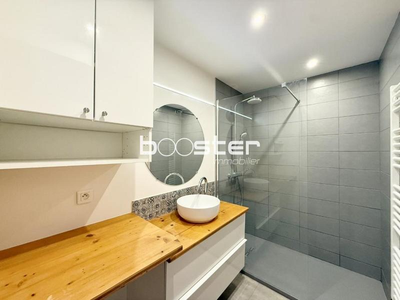 Appartement ancien - 63 m² - 3 pièces