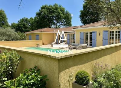 Maison - 180 m² - 6 pièces
