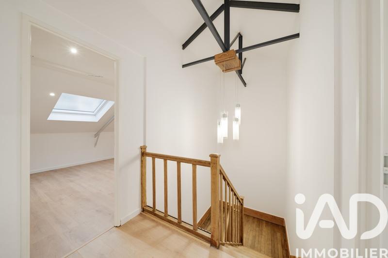 Maison - 190 m² - 7 pièces