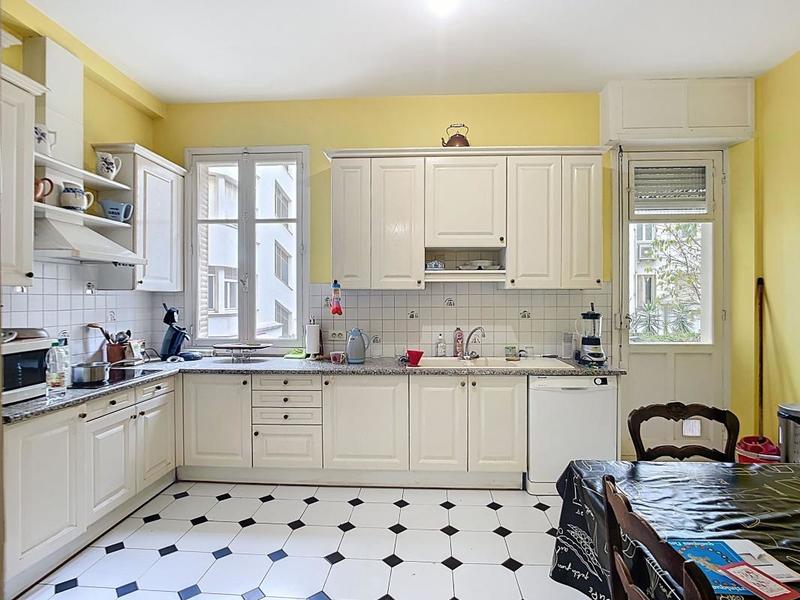 Appartement - 128 m² - 4 pièces