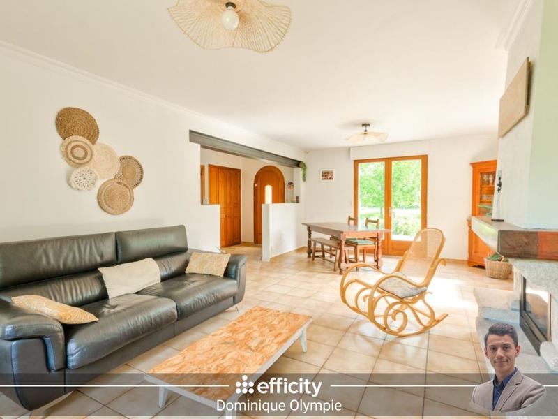 Maison - 155 m² - 6 pièces