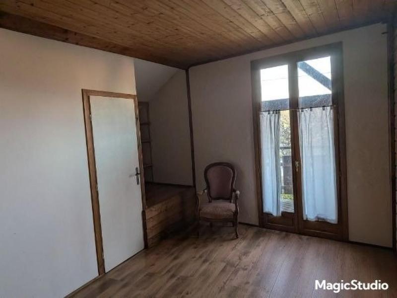 Maison - 210 m² - 8 pièces