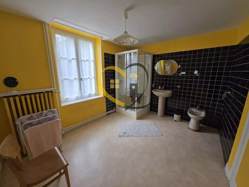 Maison - 170 m² - 6 pièces