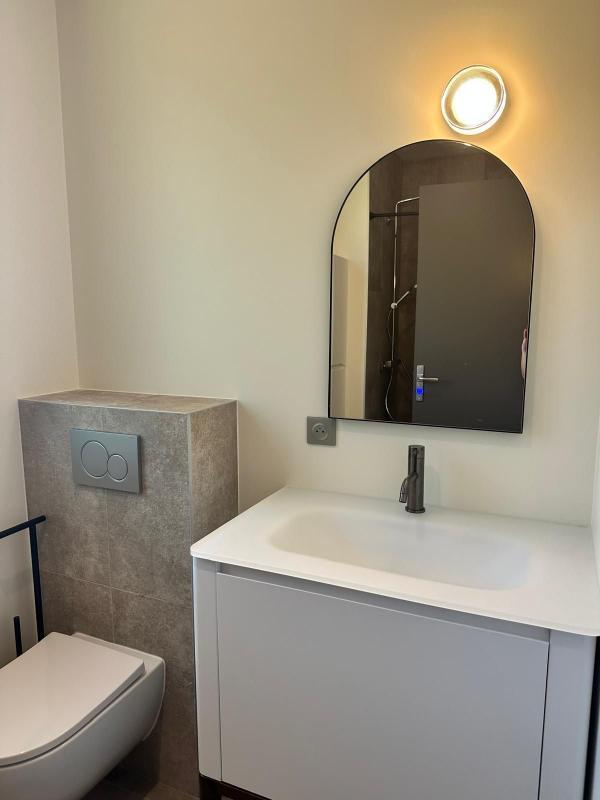 Villa - 353 m² - 8 pièces