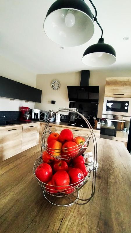 Maison - 147 m² - 6 pièces