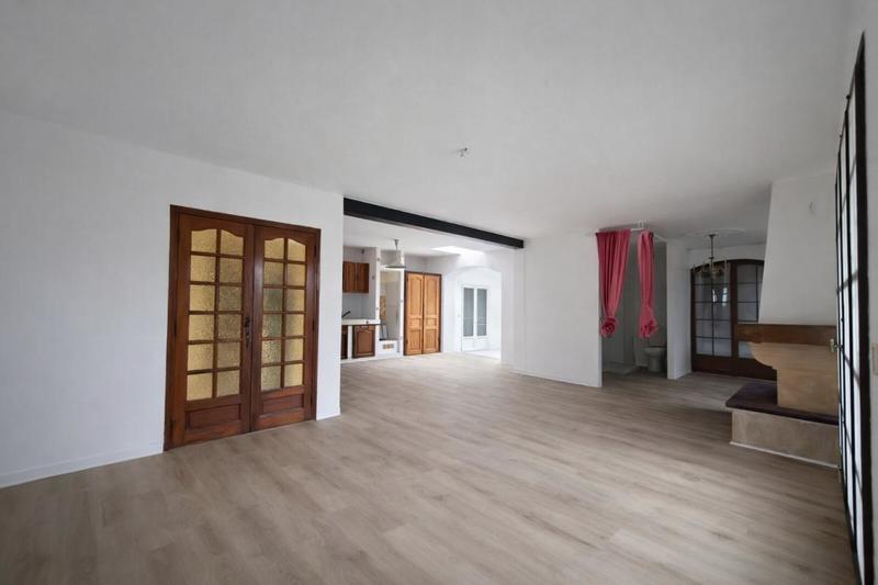 Maison ancienne - 180 m² - 6 pièces