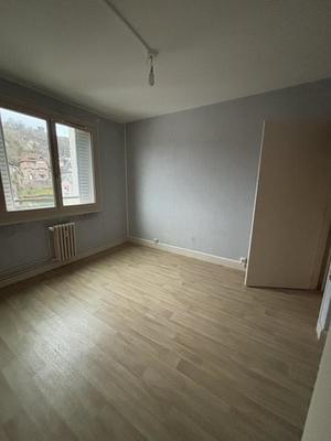 Pavillon - 80 m² - 3 pièces