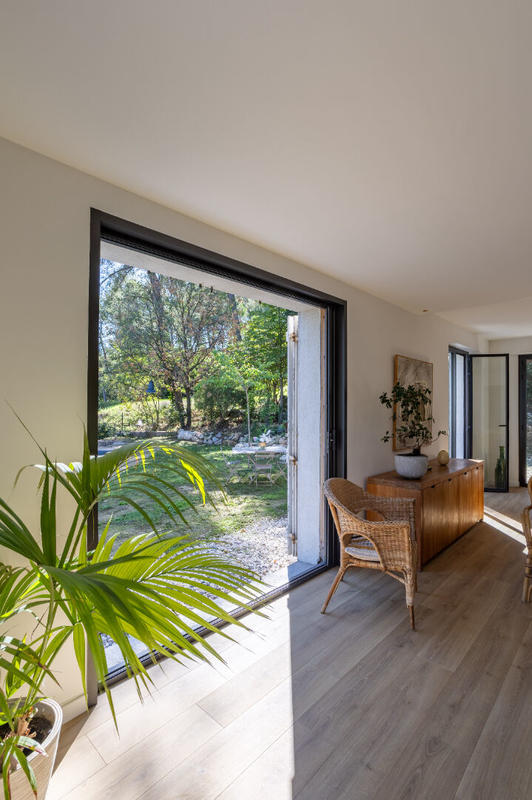 Maison - 140 m² - 6 pièces