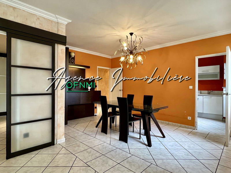 Appartement - 108 m² - 5 pièces