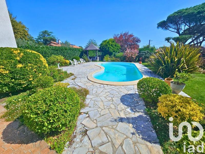 Maison - 136 m² - 5 pièces