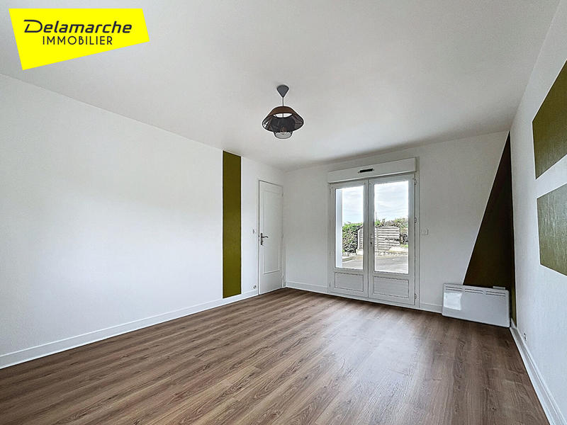 Maison - 256 m² - 10 pièces