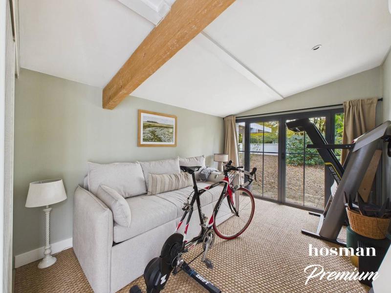 Maison - 180 m² - 6 pièces