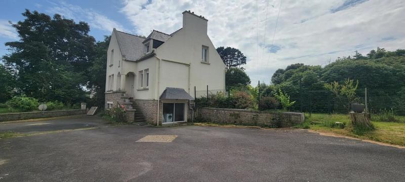 Maison - 180 m² - 4 pièces