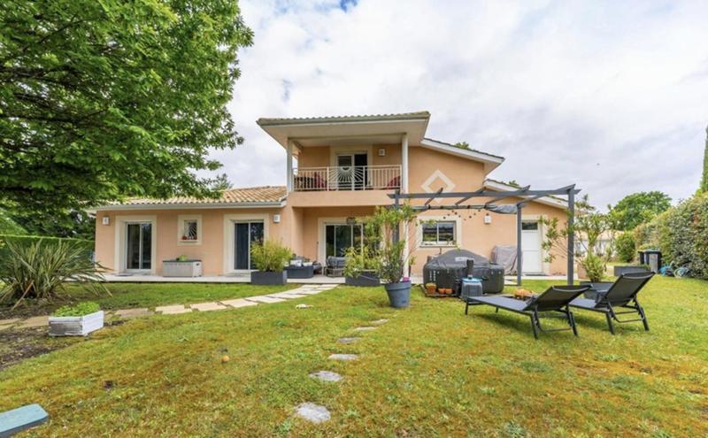 Maison - 186 m² - 5 pièces