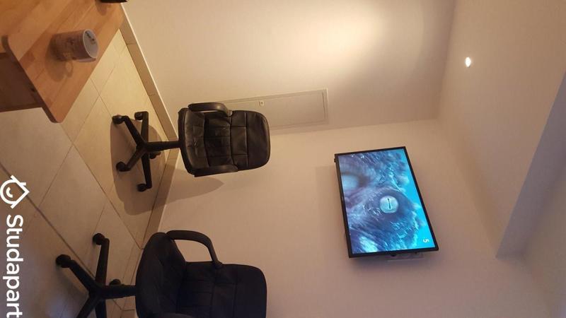 Chambre - 10 m² - 1 pièce