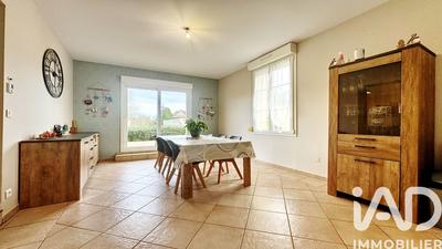 Maison - 122 m² - 5 pièces