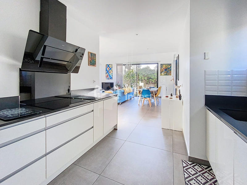 Maison - 105 m² - 4 pièces