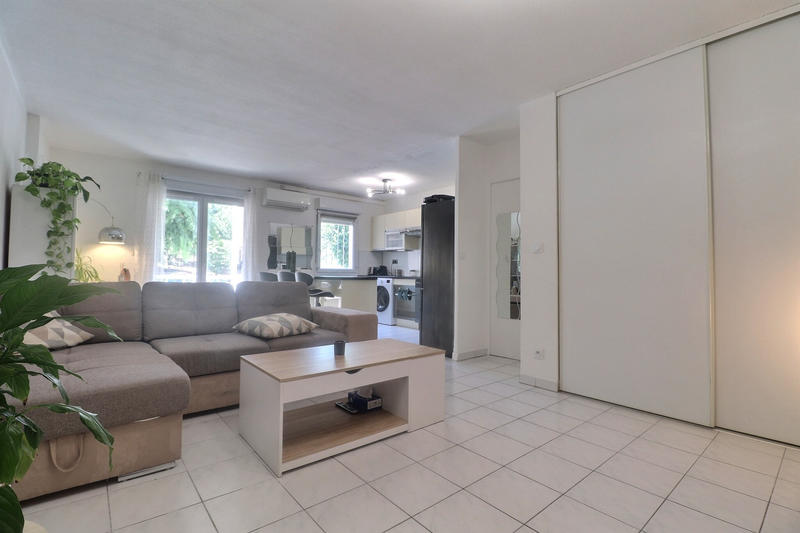 Appartement - 70 m² - 4 pièces