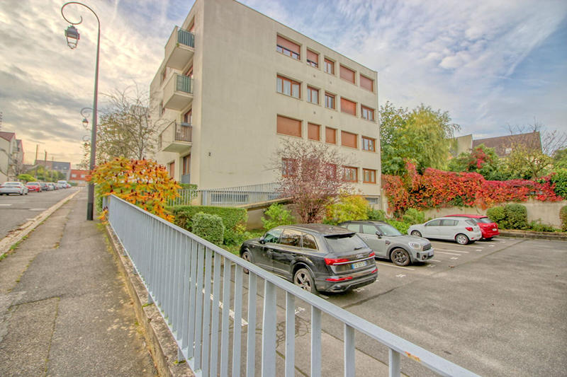 Appartement - 86 m² - 4 pièces