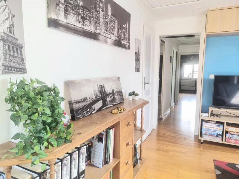 Maison - 193 m² - 8 pièces