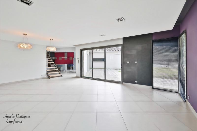 Maison - 168 m² - 6 pièces