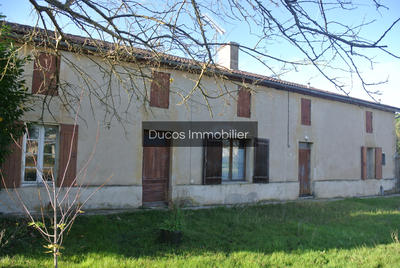 Maison - 93 m² - 5 pièces