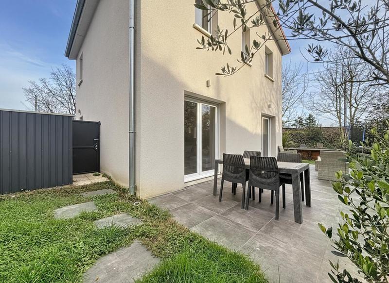 Maison - 170 m² - 5 pièces