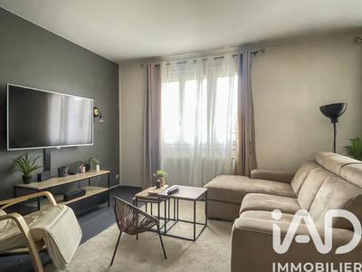 Maison - 100 m² - 6 pièces