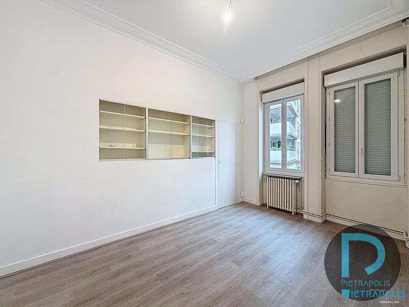Appartement - 92 m² - 4 pièces